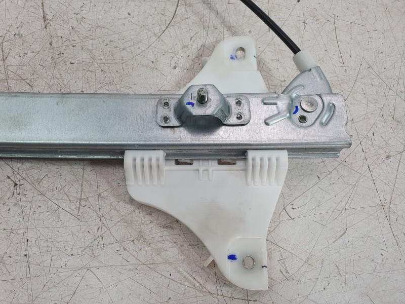 Recambio de elevalunas delantero derecho para hyundai i10 iii (ac3, ai3) 1.0 mpi referencia OEM IAM 82404K6010  