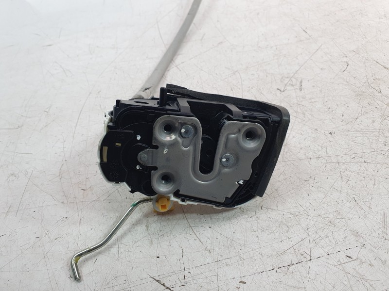 Recambio de cerradura puerta trasera derecha para mg zs suv (azs1) 1.5 vti referencia OEM IAM 10845783  