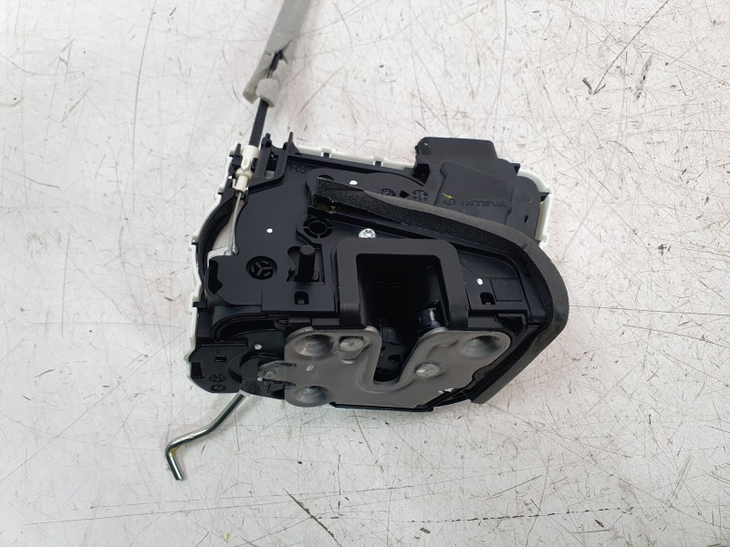 Recambio de cerradura puerta trasera derecha para mg zs suv (azs1) 1.5 vti referencia OEM IAM 10845783  