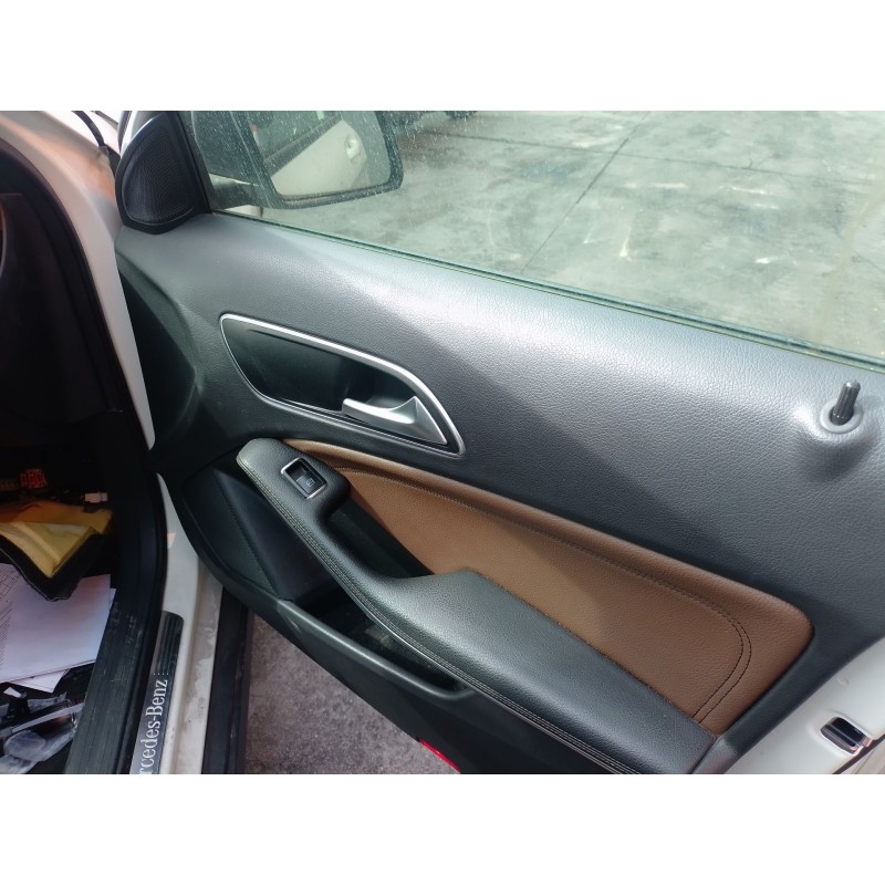 Recambio de elevalunas delantero derecho para mercedes-benz clase gla (x156) gla 200 cdi / d (156.908) referencia OEM IAM   