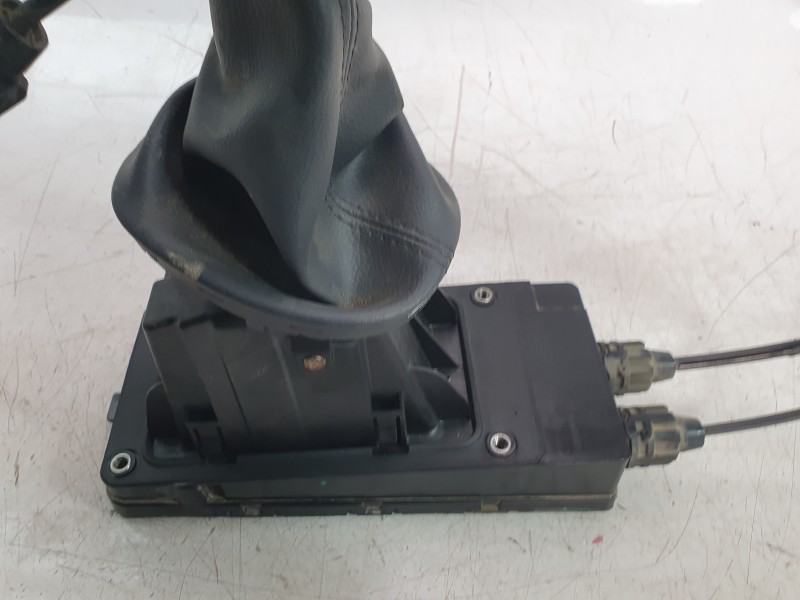 Recambio de palanca cambio para dacia duster (hs_) 1.2 tce 125 referencia OEM IAM 8200688309  