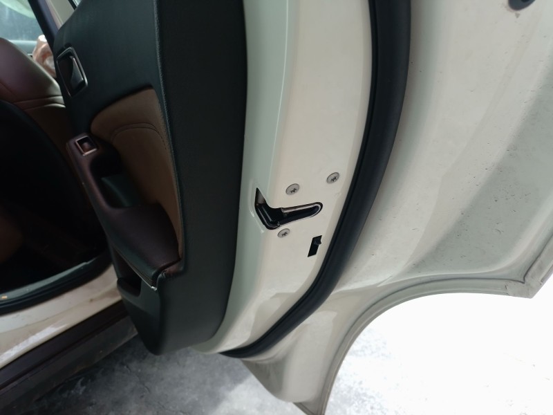 Recambio de cerradura puerta trasera derecha para mercedes-benz clase gla (x156) gla 200 cdi / d (156.908) referencia OEM IAM   