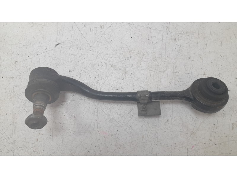 Recambio de brazo suspension inferior delantero derecho para bmw x1 (e84) xdrive 20d referencia OEM IAM 6768989  
