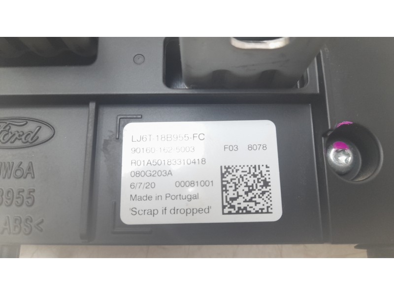 Recambio de pantalla multifuncion para ford kuga titanium referencia OEM IAM LJ6T18B955FC  
