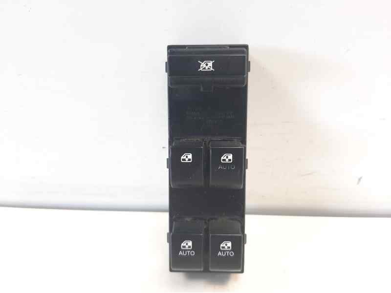 Recambio de mando elevalunas delantero izquierdo para kia cee´d active referencia OEM IAM 935701H120  