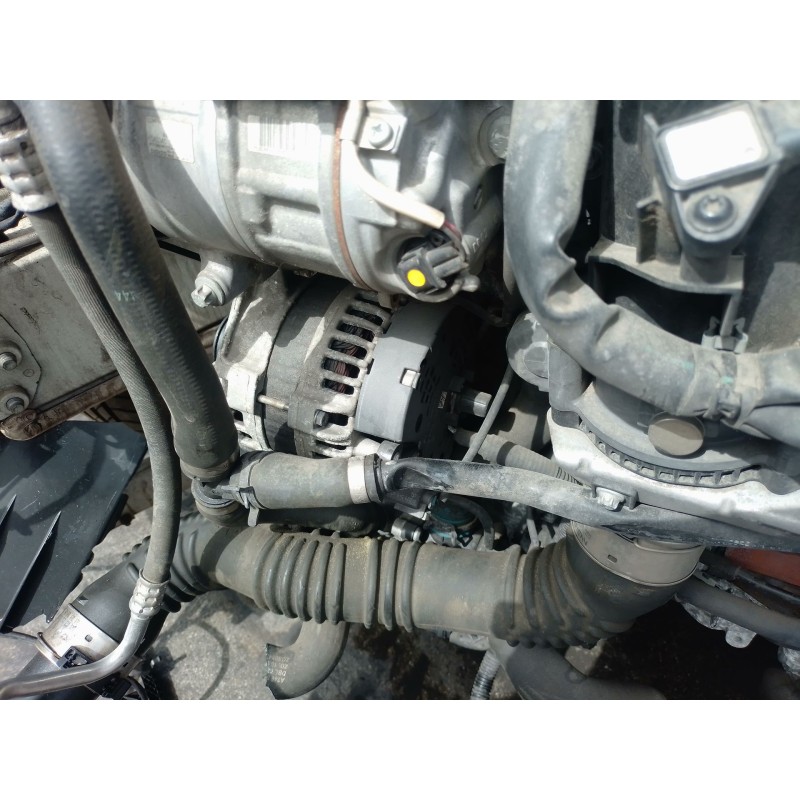 Recambio de alternador para mercedes-benz clase gla (x156) gla 200 cdi / d (156.908) referencia OEM IAM   