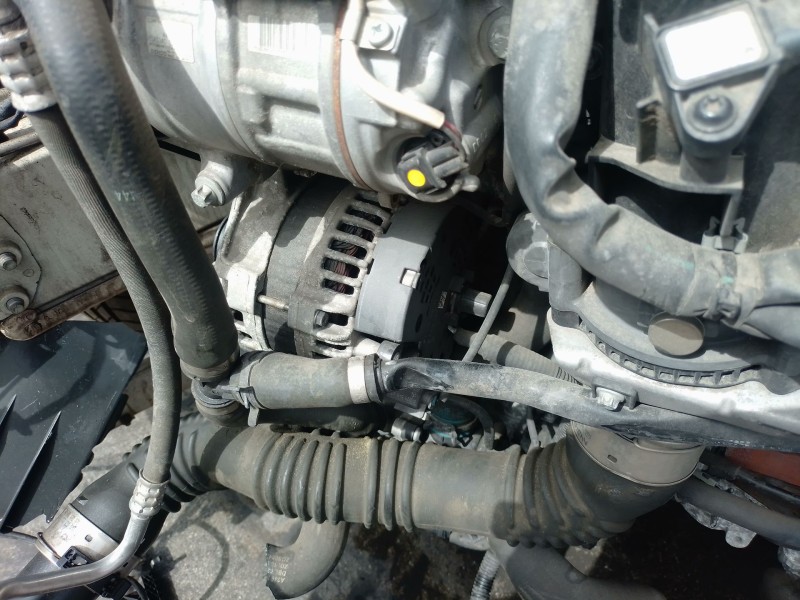 Recambio de alternador para mercedes-benz clase gla (x156) gla 200 cdi / d (156.908) referencia OEM IAM   