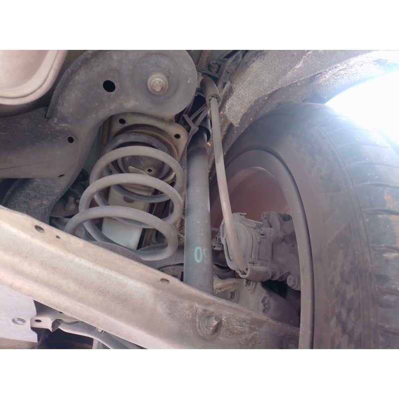 Recambio de amortiguador trasero derecho para mercedes-benz clase gla (x156) gla 200 cdi / d (156.908) referencia OEM IAM   