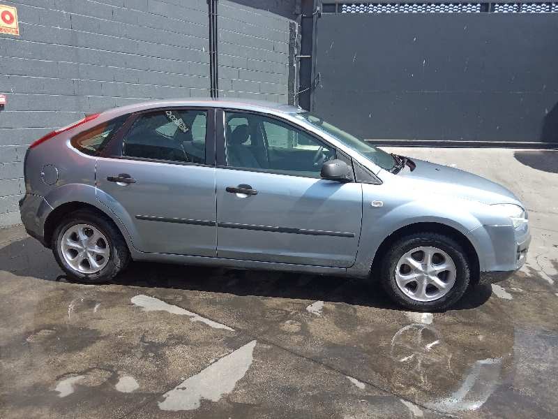 ford focus berlina (cap) del año 2006