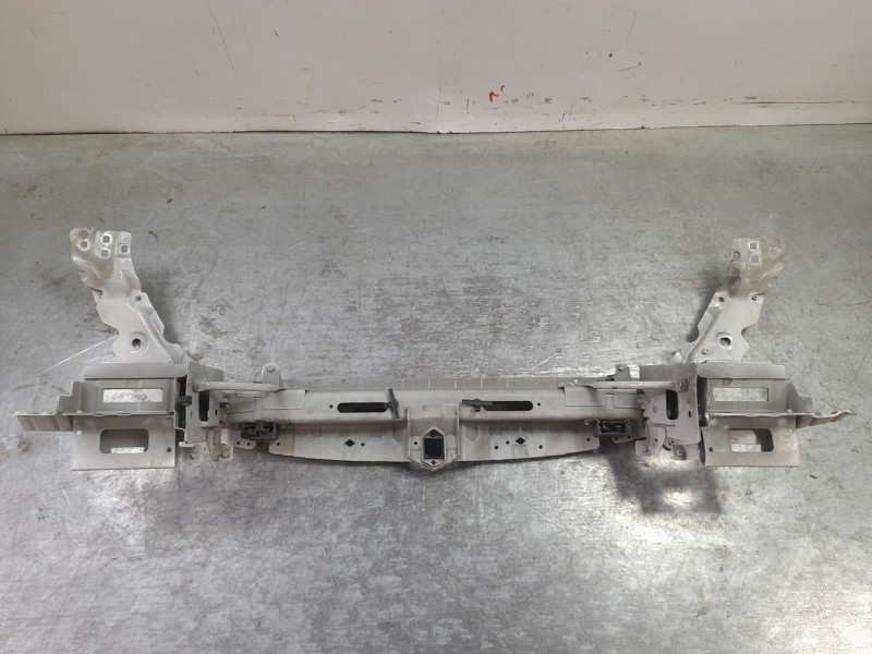 Recambio de travesaño superior para land rover discovery sport (l550) 2.0 d 4x4 referencia OEM IAM BJ3216778AC  