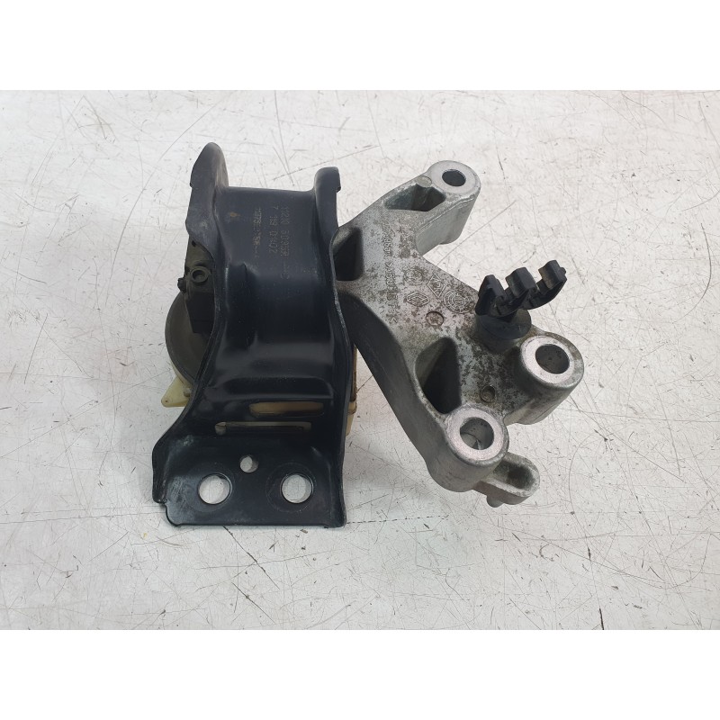 Recambio de soporte motor derecho para dacia duster (hs_) 1.2 tce 125 referencia OEM IAM 112103095R  