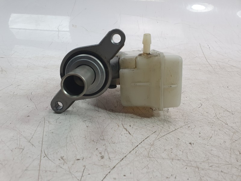 Recambio de bomba freno para dacia duster (hs_) 1.2 tce 125 referencia OEM IAM 460112629R  HPHRE003