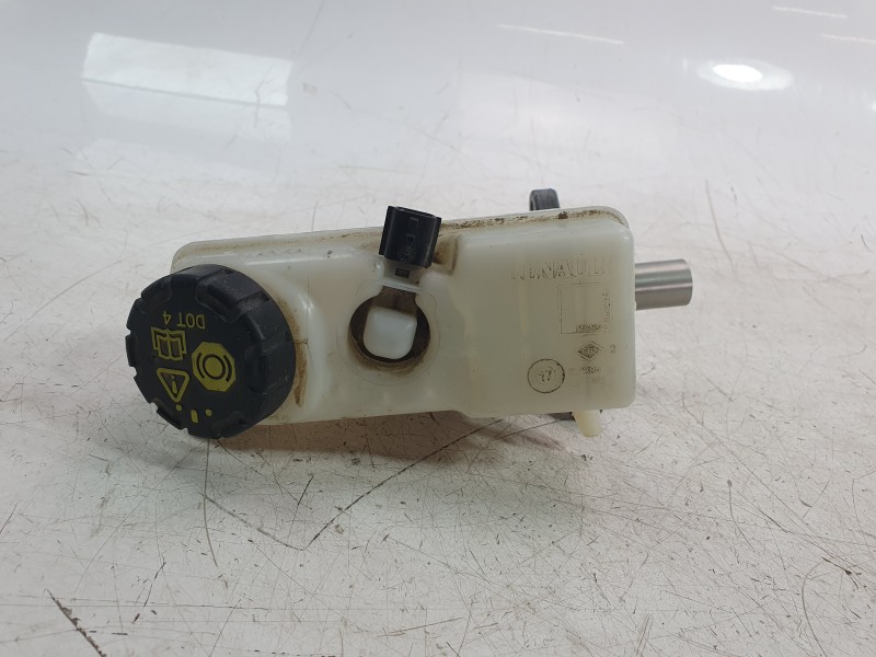 Recambio de bomba freno para dacia duster (hs_) 1.2 tce 125 referencia OEM IAM 460112629R  HPHRE003