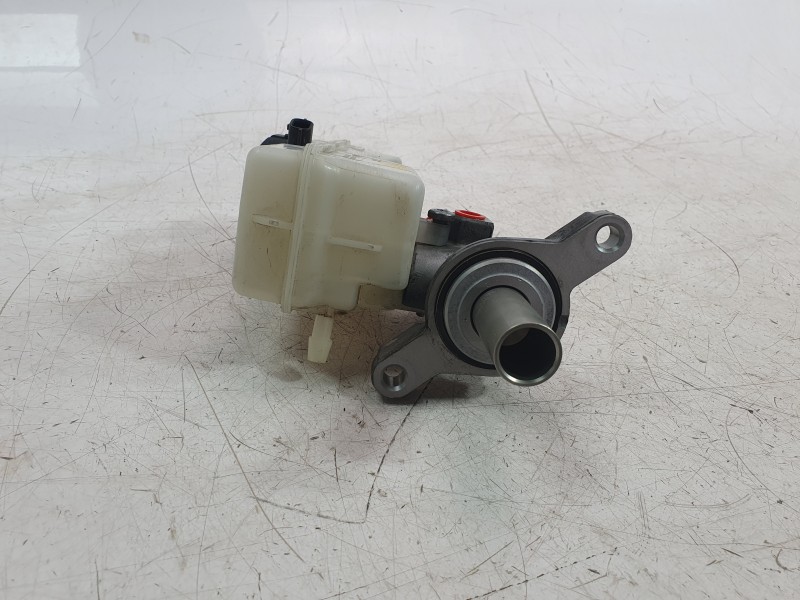 Recambio de bomba freno para dacia duster (hs_) 1.2 tce 125 referencia OEM IAM 460112629R  HPHRE003