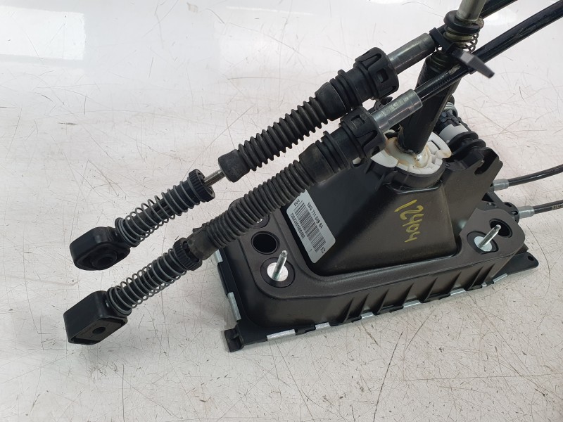 Recambio de palanca cambio para volkswagen touran (5t1) 2.0 tdi referencia OEM IAM 5QA711049C  