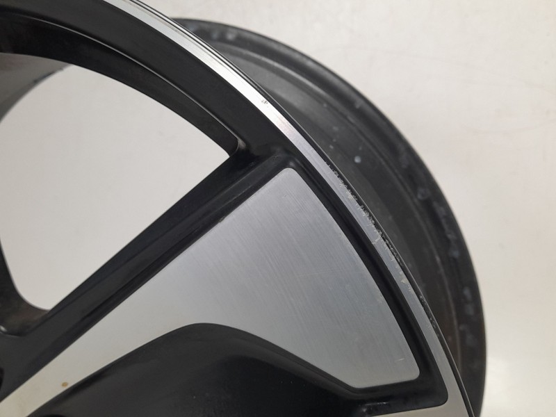 Recambio de llanta para ford puma (j2k, cf7) 1.0 ecoboost mhev referencia OEM IAM 2498740  