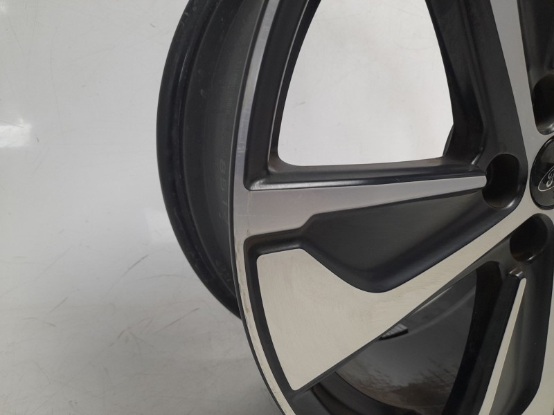 Recambio de llanta para ford puma (j2k, cf7) 1.0 ecoboost mhev referencia OEM IAM 2498740  