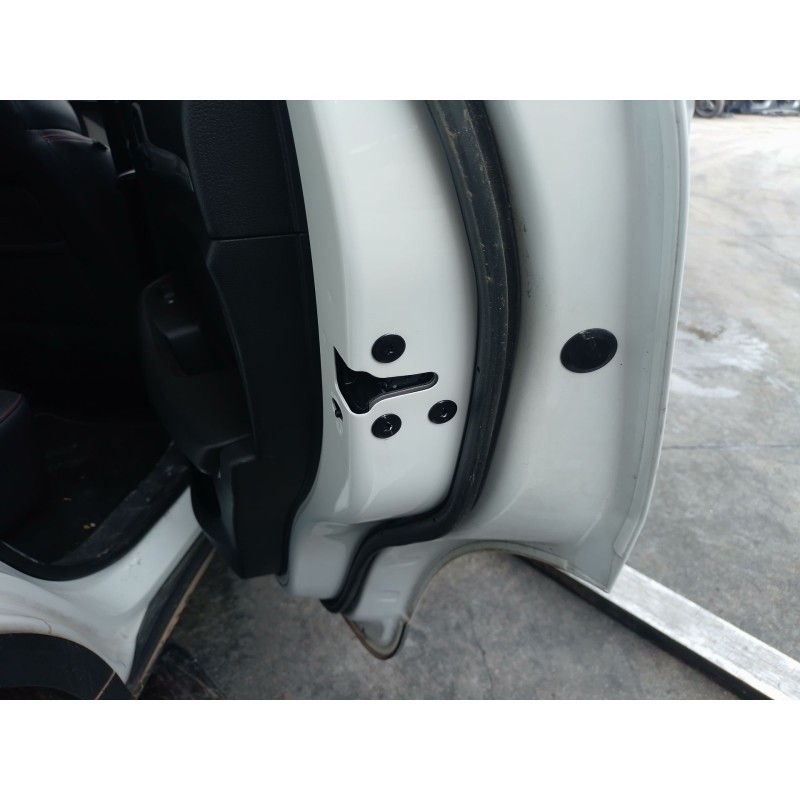 Recambio de cerradura puerta trasera derecha para mg zs suv (azs1) 1.5 vti referencia OEM IAM   