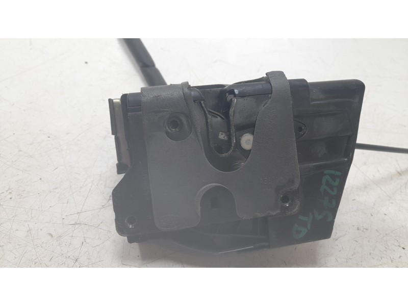 Recambio de cerradura puerta trasera derecha para land rover discovery sport (l550) 2.0 d 4x4 referencia OEM IAM GK7224994BD  