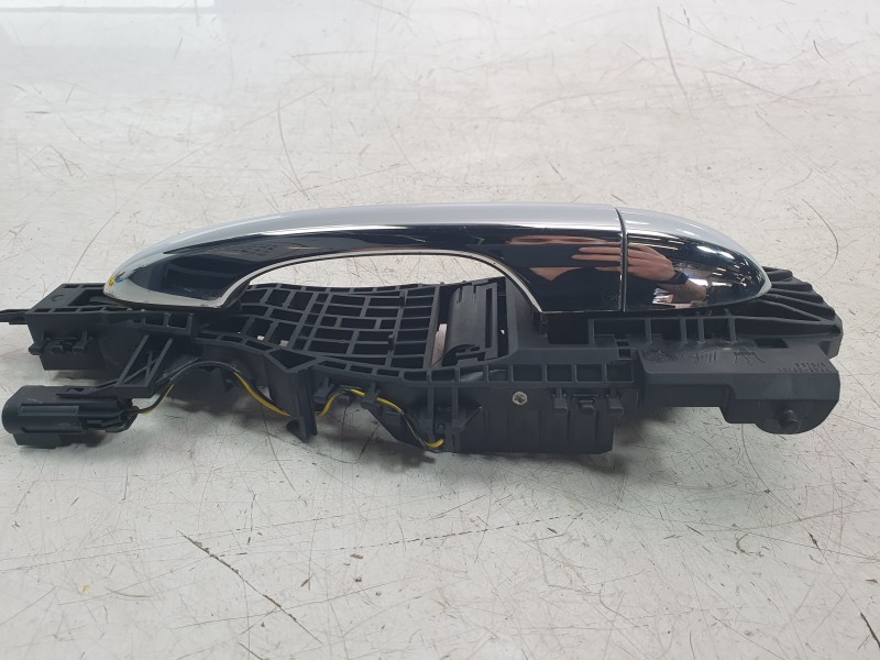 Recambio de maneta exterior trasera izquierda para maserati levante suv (m161) 3.0 d q4 referencia OEM IAM 670272681  