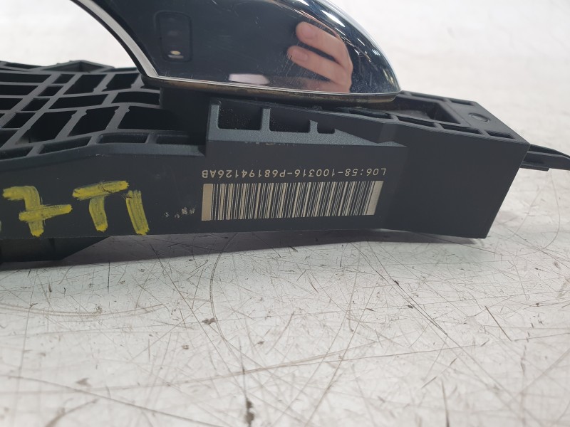 Recambio de maneta exterior trasera izquierda para maserati levante suv (m161) 3.0 d q4 referencia OEM IAM 670272681  