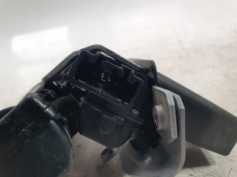 Recambio de cerradura maletero / porton para ford kuga iii (dfk) 2.5 duratec plug-in-hybrid referencia OEM IAM 2199411  EZCFR365