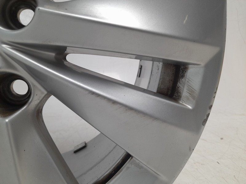 Recambio de llanta para skoda octavia iv (nx3, nn3, pv3) 2.0 tdi referencia OEM IAM 5E3601025AH  