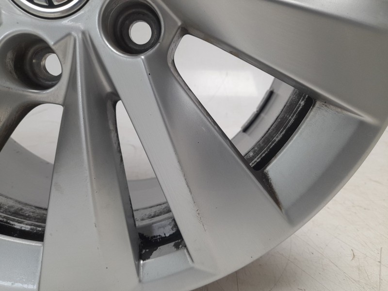 Recambio de llanta para skoda octavia iv (nx3, nn3, pv3) 2.0 tdi referencia OEM IAM 5E3601025AH  