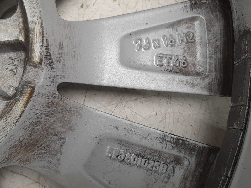 Recambio de llanta para skoda octavia iv (nx3, nn3, pv3) 2.0 tdi referencia OEM IAM 5E3601025AH  