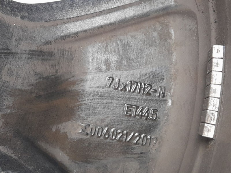 Recambio de llanta para mercedes-benz clase c (w206) c 200 d (206.003) referencia OEM IAM 2064017100  