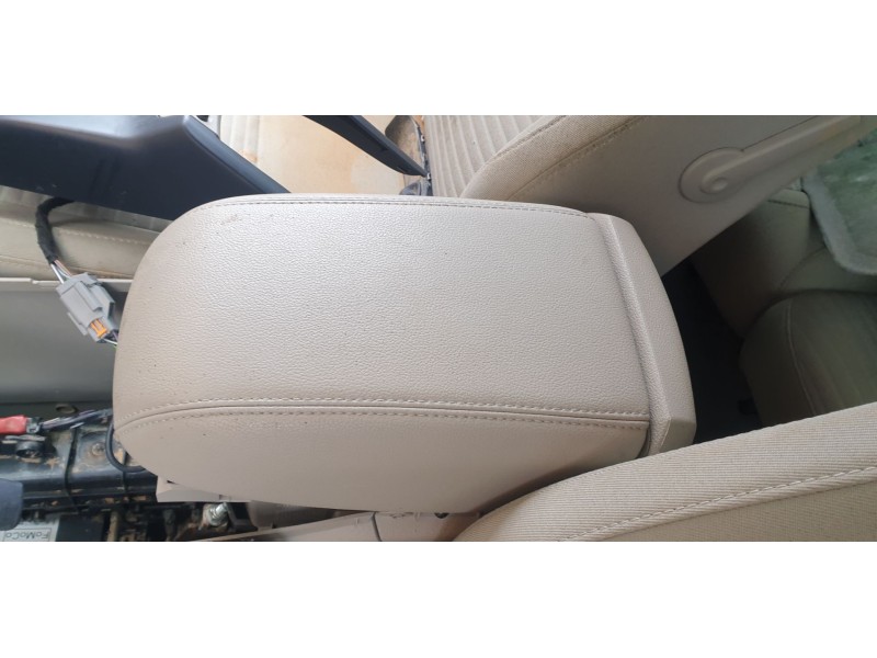 Recambio de apoyabrazos central para ford c-max (ceu) business edition referencia OEM IAM   