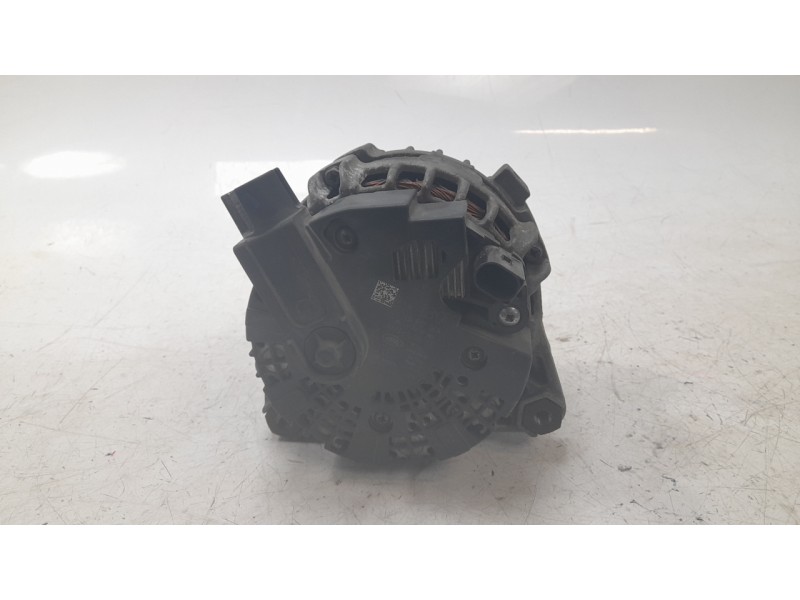 Recambio de alternador para land rover discovery sport (l550) 2.0 d 4x4 referencia OEM IAM GX7310300CE  ALF470501