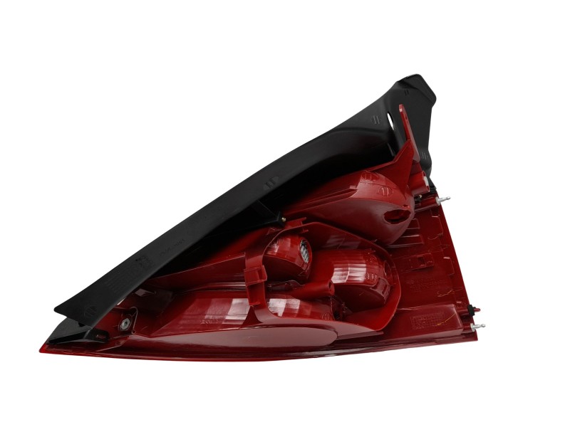 Recambio de piloto trasero izquierdo para renault megane ii berlina 5p confort dynamique referencia OEM IAM 8200413214  103F1949