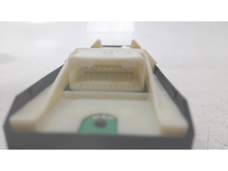 Recambio de elevalunas delantero izquierdo para toyota land cruiser prado (_j15_) 2.8 d-4d (gdj155, gdj150) referencia OEM IAM 8