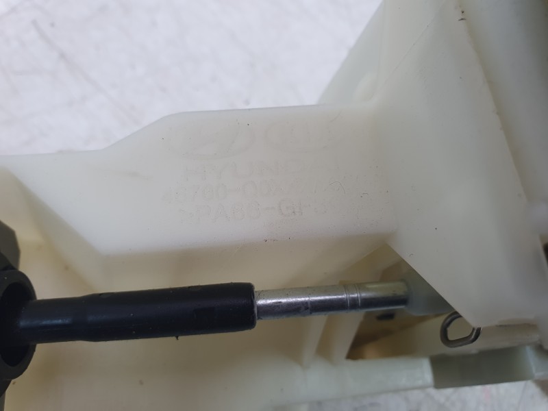 Recambio de palanca cambio para hyundai i20 iii (bc3, bi3) 1.0 t-gdi referencia OEM IAM 46700Q0300  