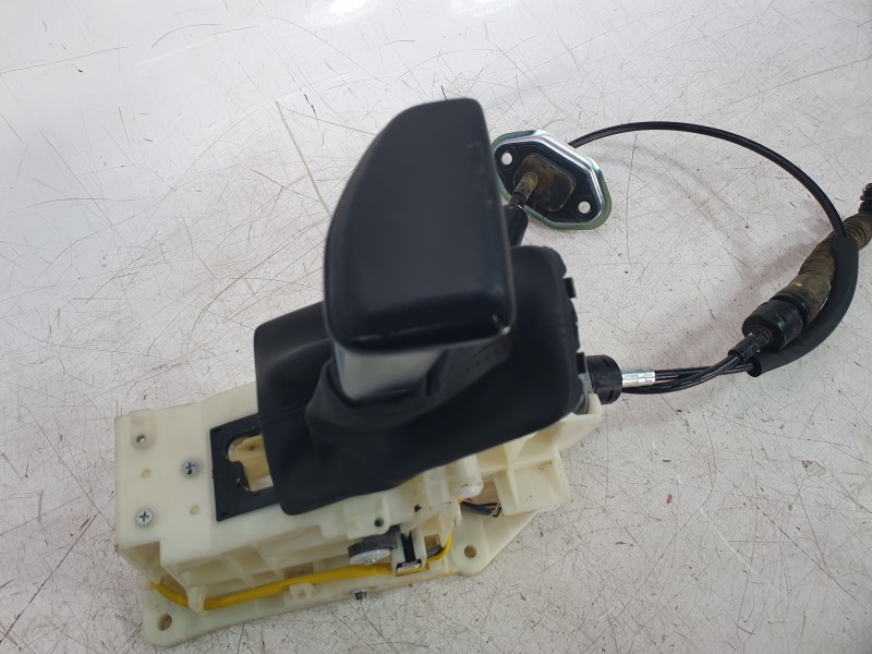 Recambio de palanca cambio para hyundai i20 iii (bc3, bi3) 1.0 t-gdi referencia OEM IAM 46700Q0300  