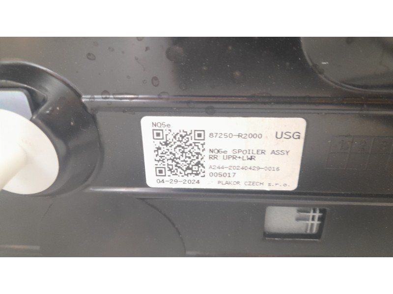 Recambio de aleron trasero para kia sportage v (nq5) 1.6 t-gdi hybrid referencia OEM IAM 87250R2000  