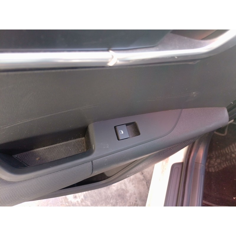 Recambio de mando elevalunas trasero izquierdo para kia niro ii (sg2) 1.6 gdi hybrid referencia OEM IAM   