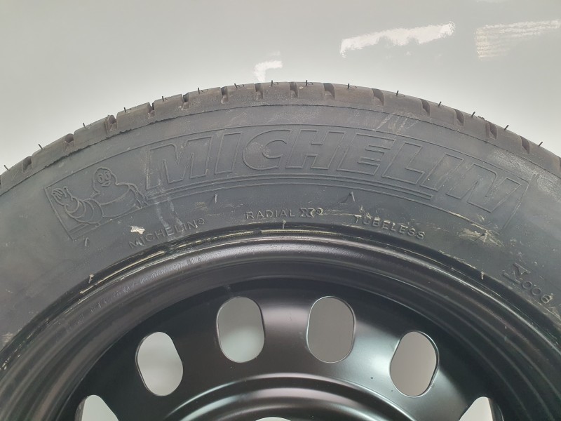 Recambio de neumatico repuesto para citroën c5 iii (rd_) 2.0 hdi 140 referencia OEM IAM 2255517  