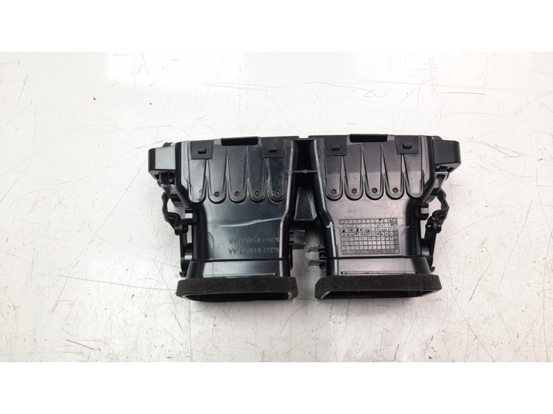 Recambio de rejilla aireadora para land rover range rover evoque referencia OEM IAM GJ32014A22AA GX63014A22AB 