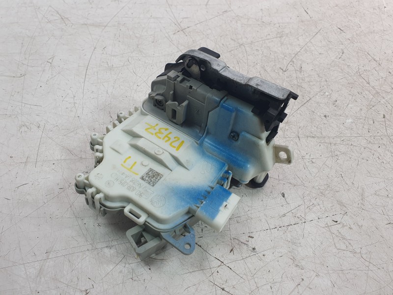 Recambio de cerradura puerta trasera izquierda para audi a3 (8v1, 8vk) 1.6 tdi referencia OEM IAM 8K0839015H  DLF490037HQ