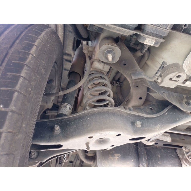 Recambio de amortiguador trasero izquierdo para kia niro ii (sg2) 1.6 gdi hybrid referencia OEM IAM   