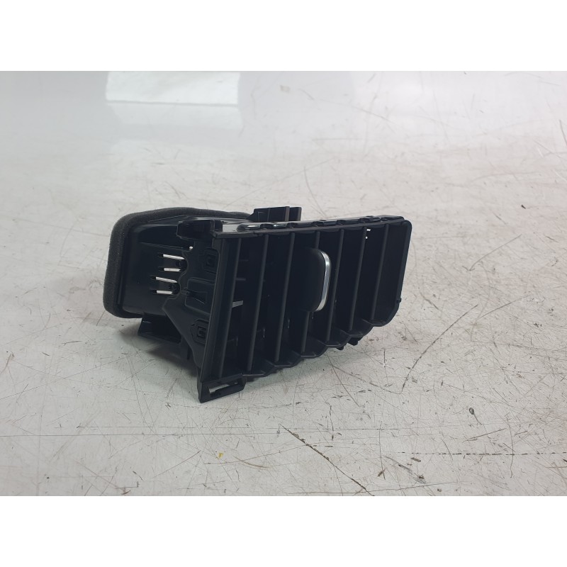 Recambio de aireador central izquierdo para opel crossland x / crossland (p17, p2qo) 1.2 (75) referencia OEM IAM YQ005429YX  