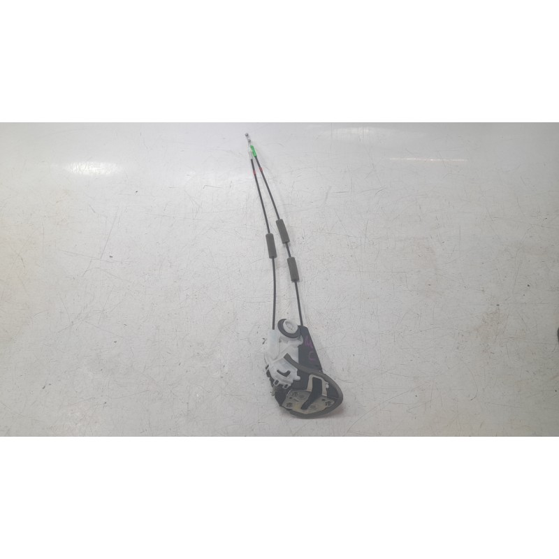 Recambio de cerradura puerta trasera derecha para toyota yaris cross (mxp_) 1.5 hybrid (mxpj10) referencia OEM IAM 69050K0030  
