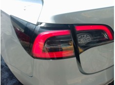 PILOTO TRASERO IZQUIERDO 107739900D 