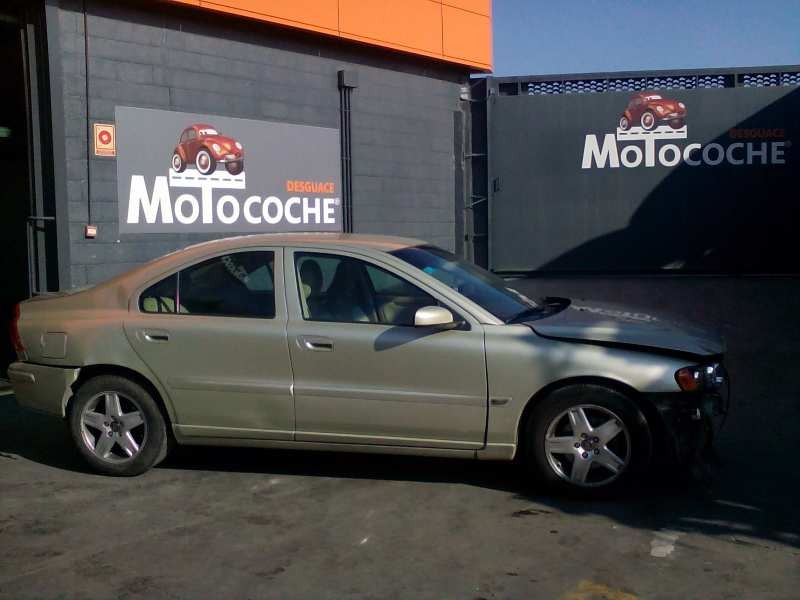 volvo s60 berlina del año 2006