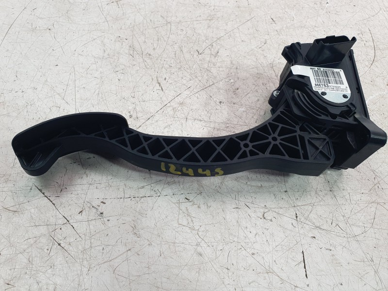 Recambio de potenciometro pedal para opel combo furgoneta/monovolumen (k9) 1.5 d referencia OEM IAM 9836042280  