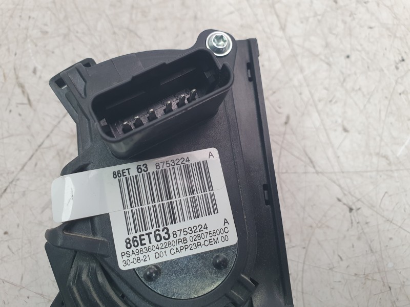 Recambio de potenciometro pedal para opel combo furgoneta/monovolumen (k9) 1.5 d referencia OEM IAM 9836042280  