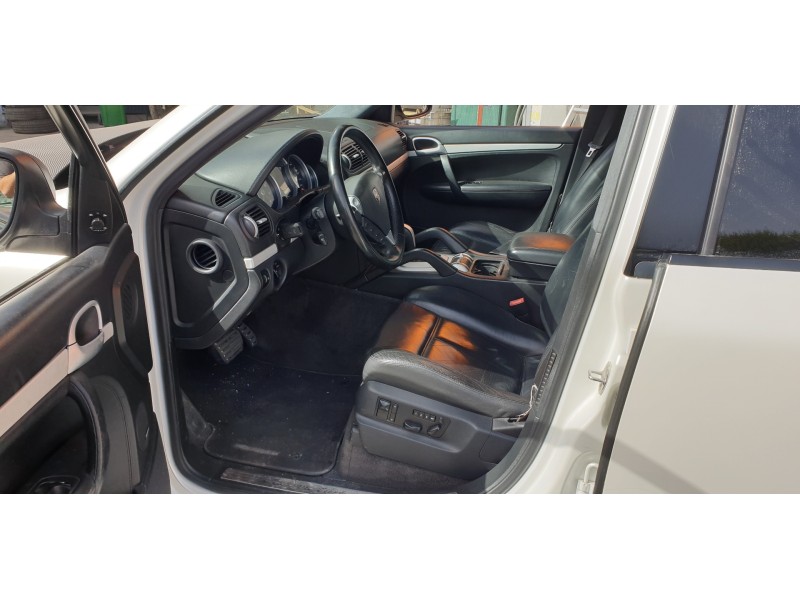 porsche cayenne (typ 9pa) del año 2006
