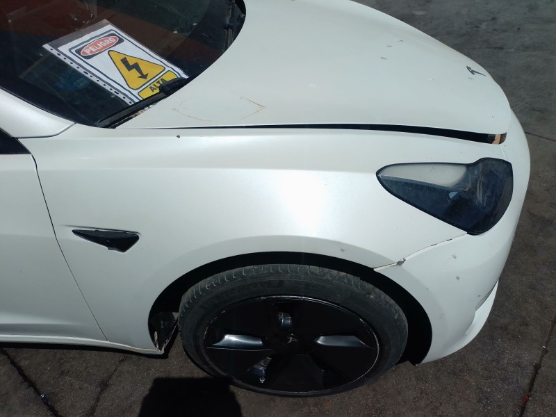 Recambio de aleta delantera derecha para tesla model 3 ev referencia OEM IAM   